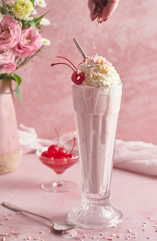 Strawberry Shake 10 oz scented candle